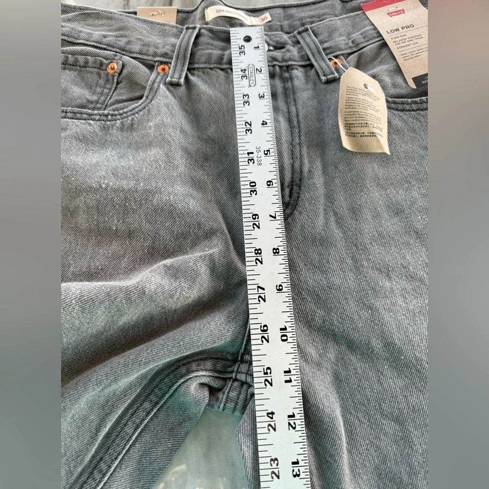 Levi | Low Pro Jeans (Grey) - Picture 8 of 10